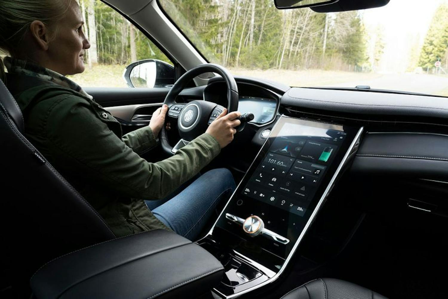 Ny undersøgelse: Fysiske knapper i bilen er sikrere end touchskærm, viser ny undersøgelse.